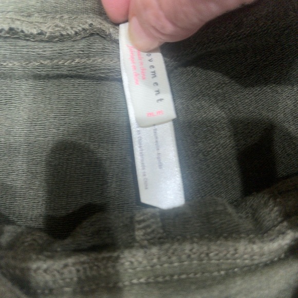 Free People FP Movement Jogger French Terry Crop Pants 2 Tones Olive Women Sz M - Picture 5 of 9
